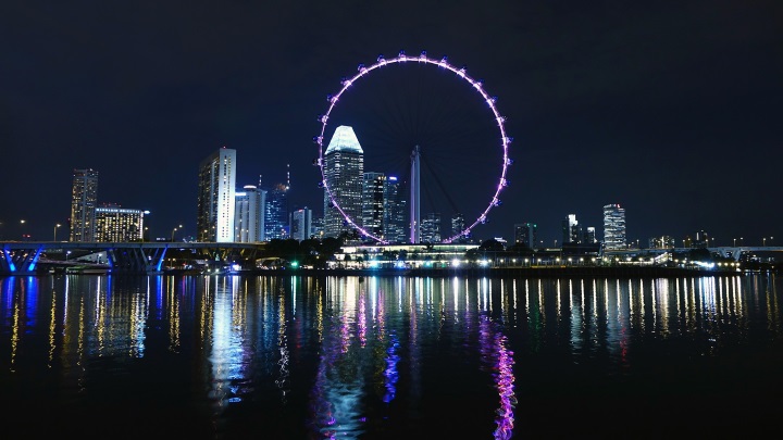 Singapur-mit-Riesenrad